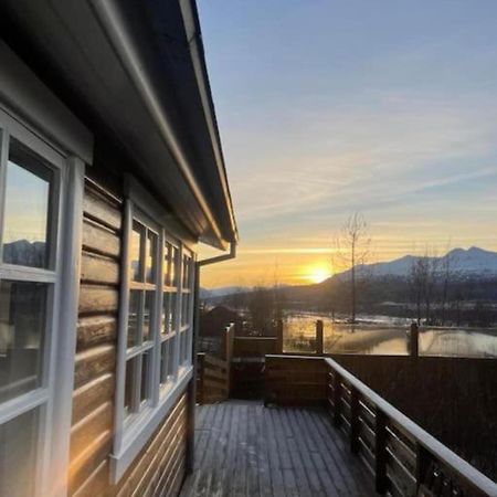 Cozy 2 Bedroom Cottage With Hot Tub Akureyri Eksteriør billede
