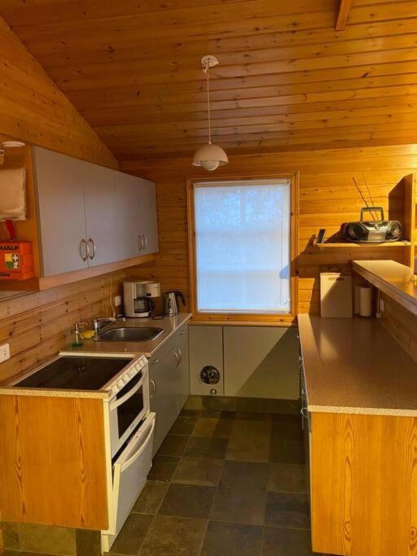 Cozy 2 Bedroom Cottage With Hot Tub Akureyri Eksteriør billede